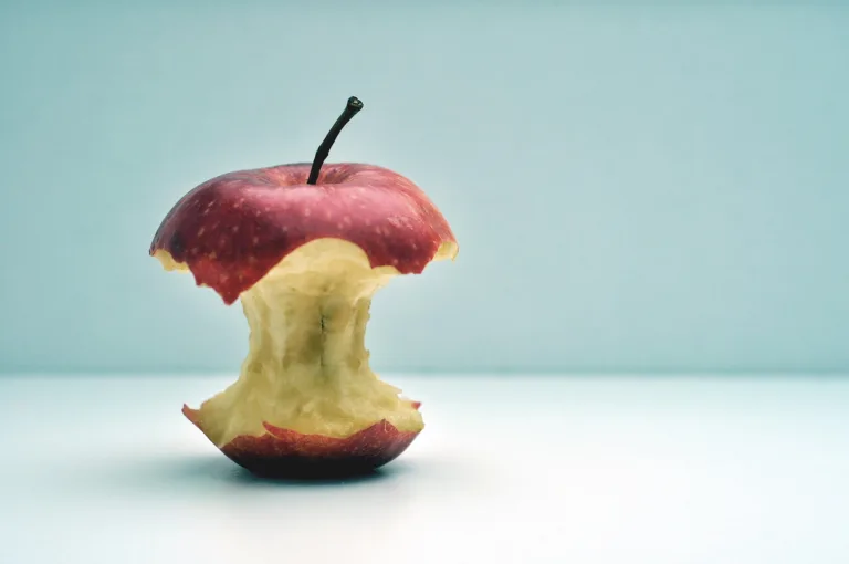 ChemistryCan_Biodegradable materials made from renewable resources