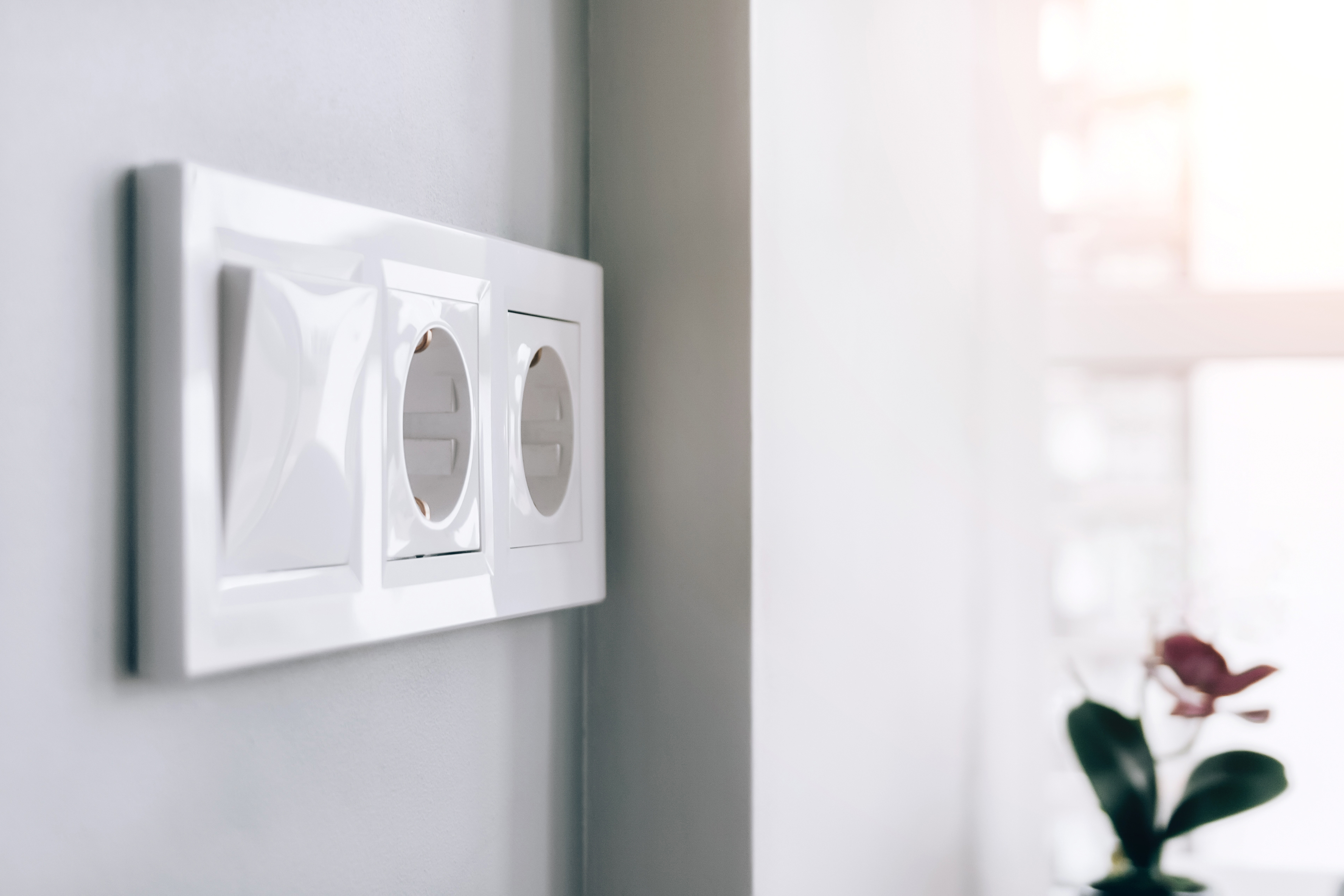 ChemistryCan_Covestro_From biological waste and residues to Light Switches and Sockets