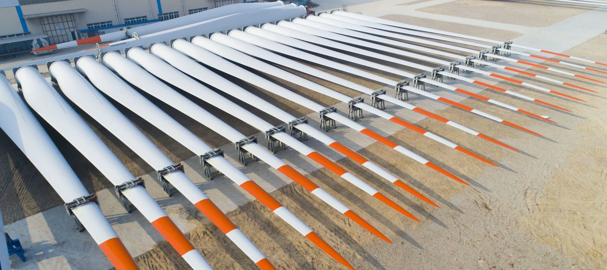 Wind turbine blades